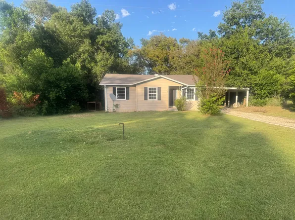 305 Ohio St, Palestine, TX 75801