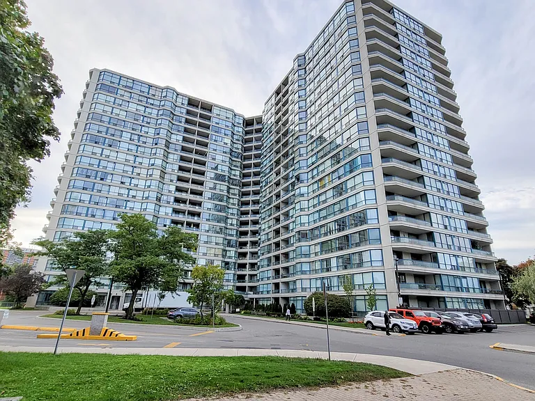 4725 Sheppard Ave E #516 — Photo 15