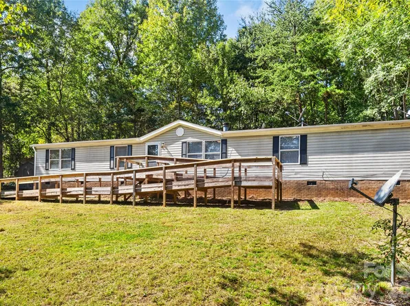 3285 Falcon Ridge Rd, Maiden, NC 28650