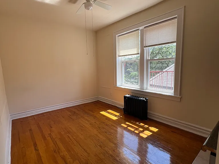 30 Lenox Ave — Photo 3