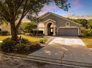 9220 Sunnyoak Dr, Riverview, FL 33569