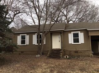 1175 W Mount Comfort Rd, Fayetteville, AR 72703