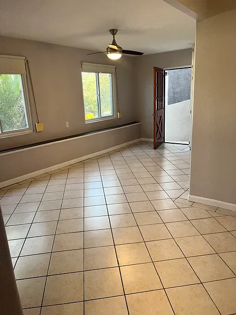 Studio, 530 sqft, $2,025 — Photo 3