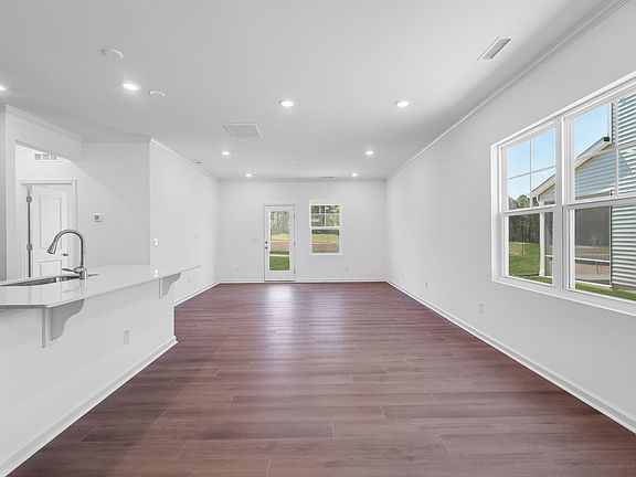 4th image of 3019 Allamore Dr