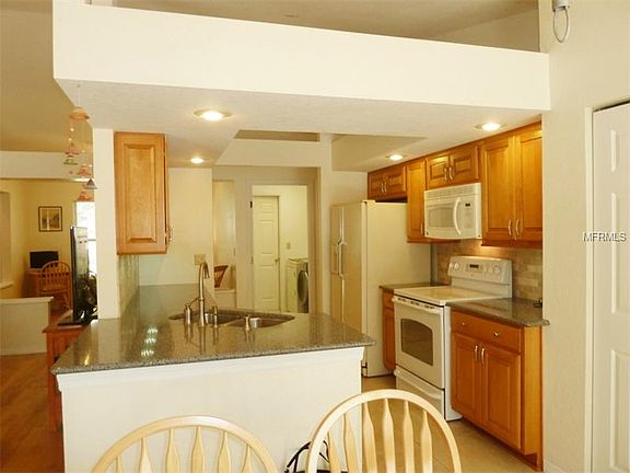 5th image of 2968 Windridge Oaks Dr