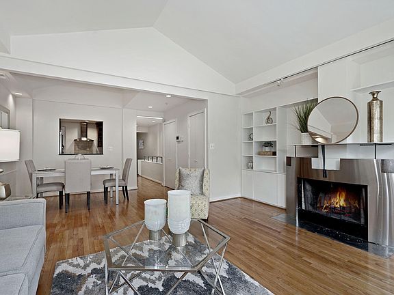Living room/Dining room