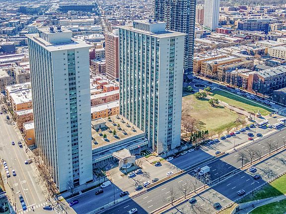 2nd image of 3600 N Lake Shore Dr APT 907