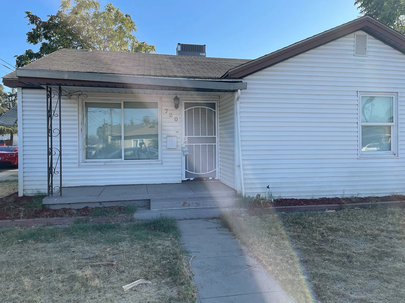 3 bed, 1200 sqft, $2,350 — Photo 1