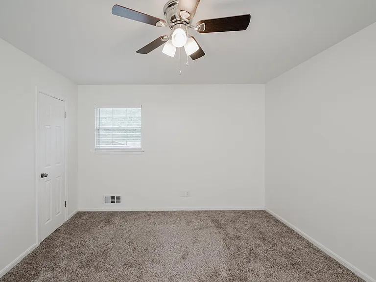 1440 Hickory Ln — Photo 19