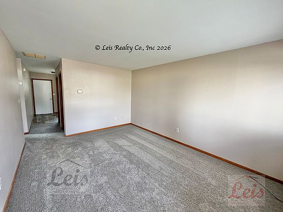2nd image of 401 N Owens Dr APT A
