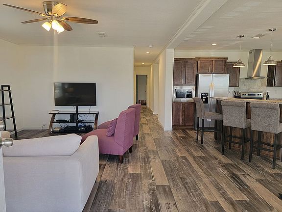 3rd image of 3116 Mossy Grove Ln
