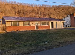 201 Maple St, Ridgeley, WV 26753