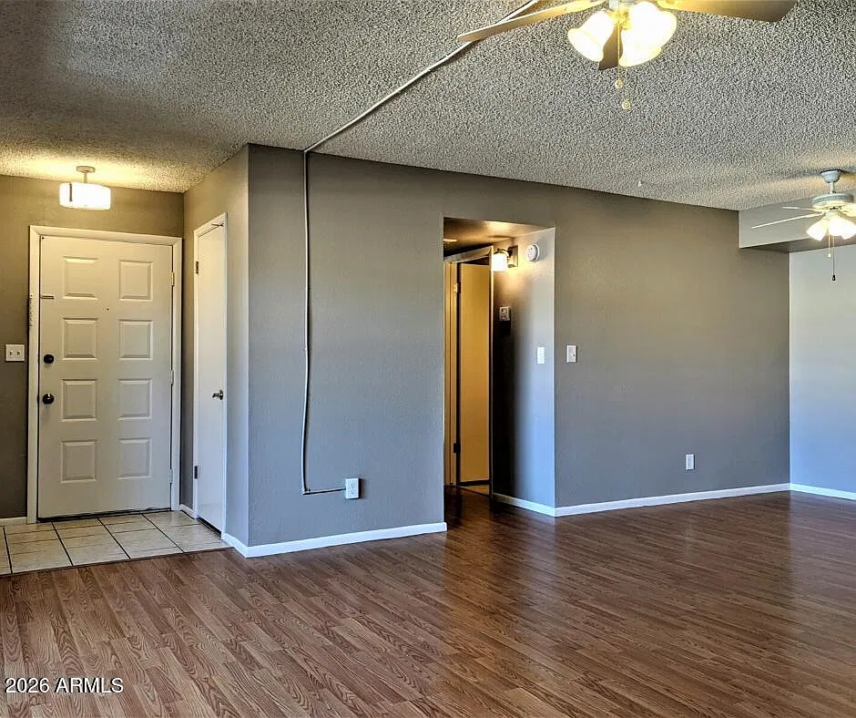 2 bed, 2.0 bath, 1067 sqft, $1,350 — Photo 4