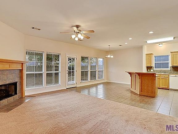 3rd image of 23675 Parkland Ave