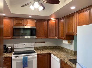 1724 Pine Valley Dr APT 111, Fort Myers, FL 33907