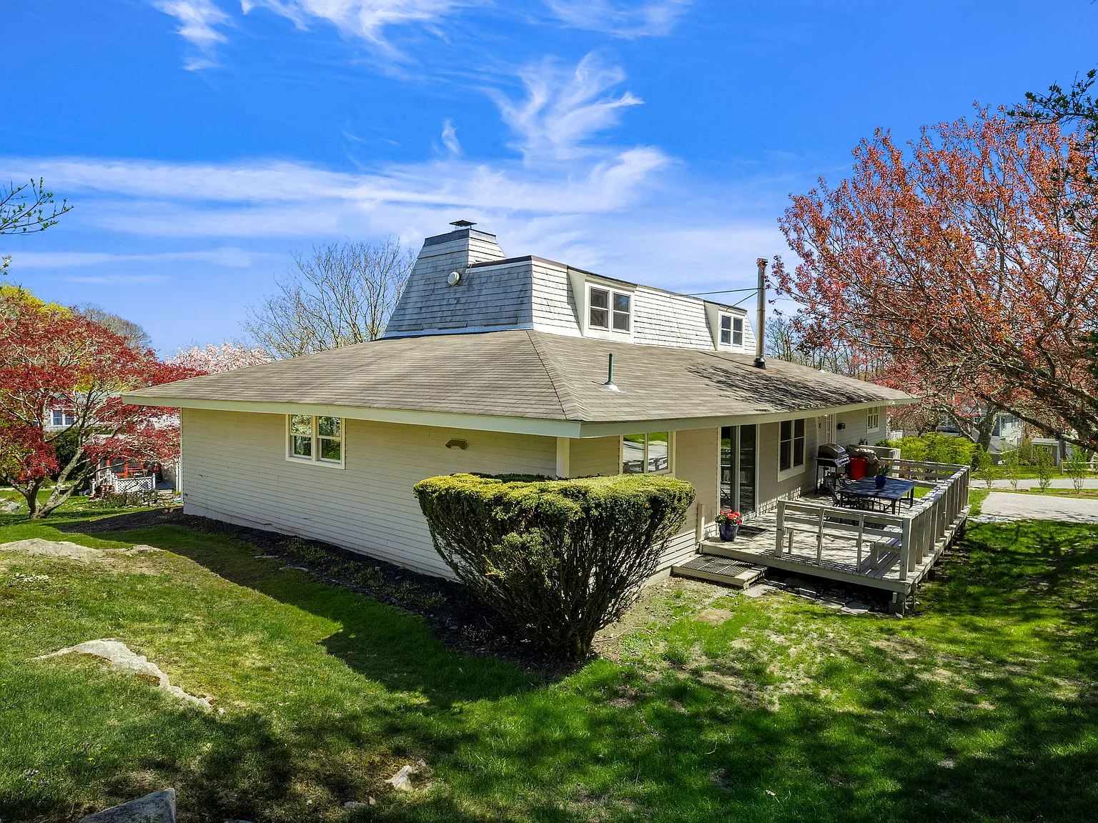 3 bed, 1750 sqft, $8,000 — Photo 4