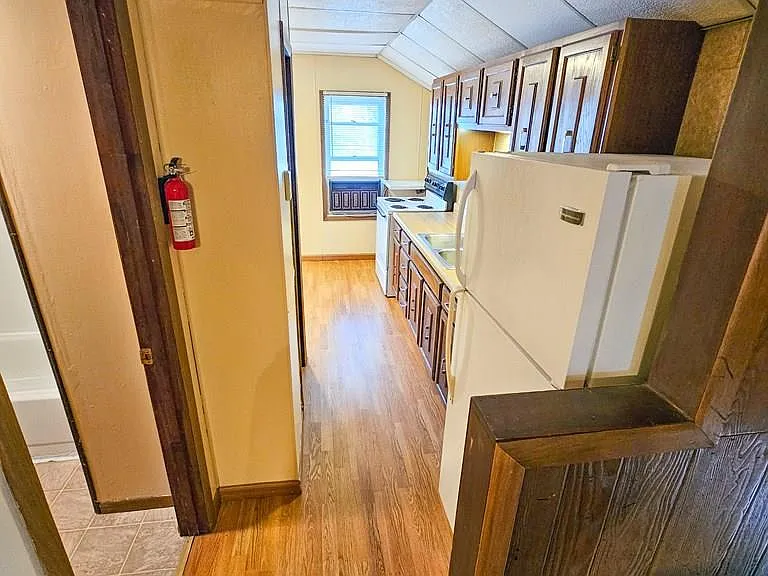 520 Vickroy Ave — Photo 10