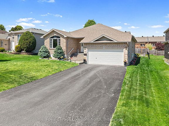 2nd image of 478 Shewfelt Cres