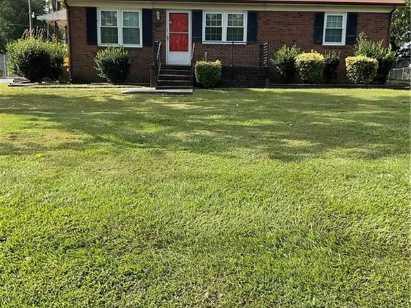 2116 Lees Chapel Rd, Greensboro, NC 27405