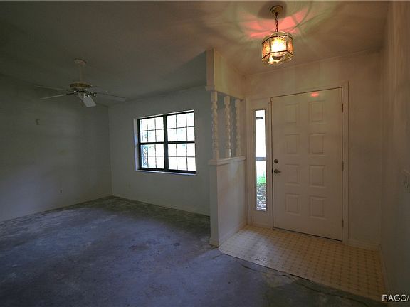 4th image of 20871 SW Marine Blvd