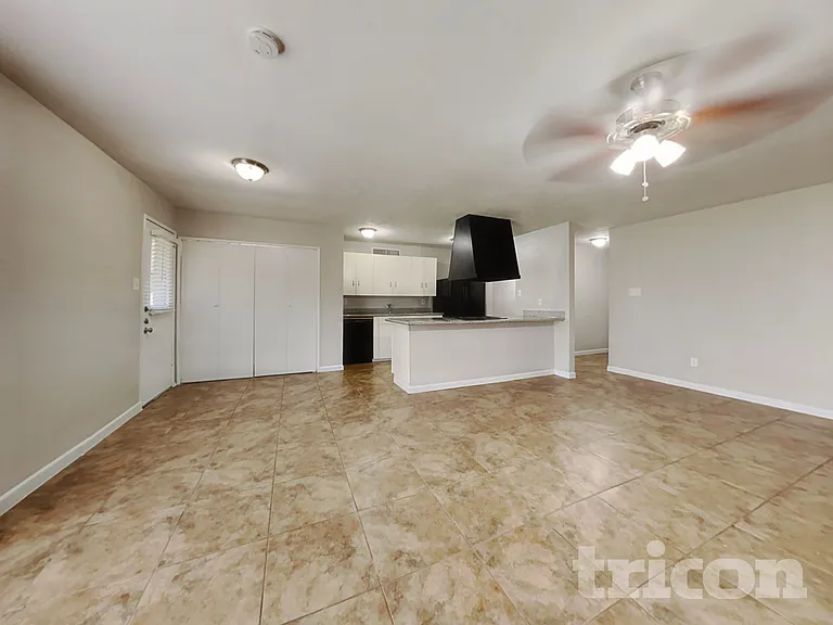 5030 Ridgecreek Dr — Photo 5