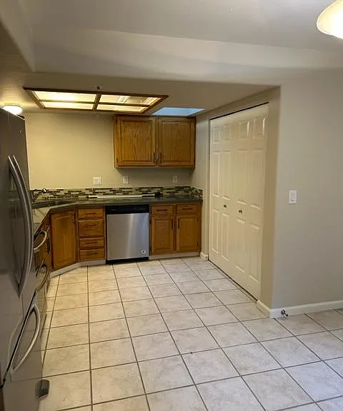 25 Coopers Hawk Ct — Photo 6
