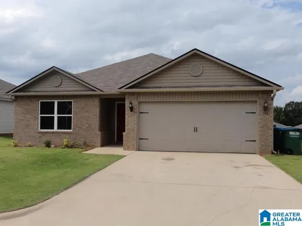 143 Cambridge Park Dr, Montevallo, AL 35115
