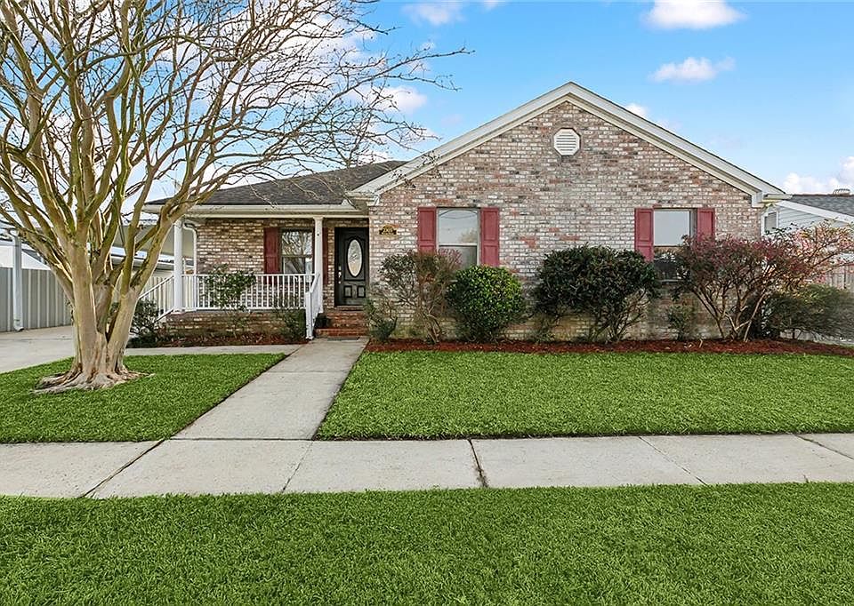 1st image of 2305 Pecan Dr