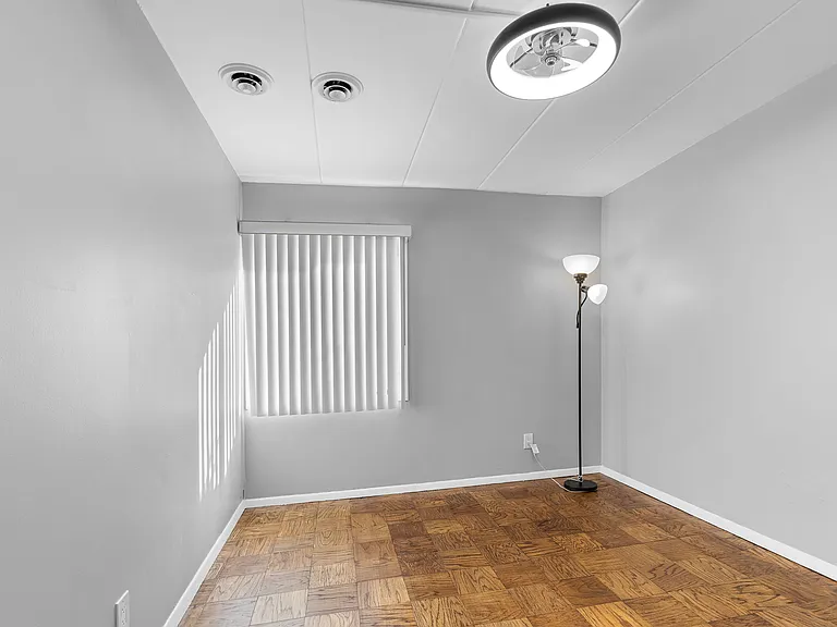 2618 Redcoat Dr #1B — Photo 13