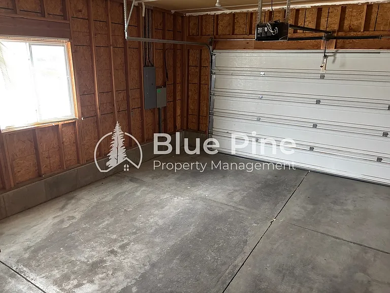 3863 Ridgeview Cir — Photo 23