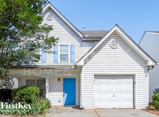 432 Village Bluff Dr, Lawrenceville, GA 30046