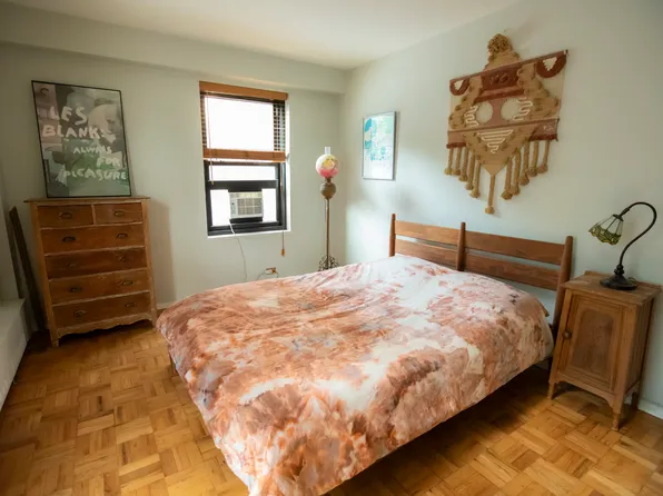 165 Clinton Avenue image 3 of 5