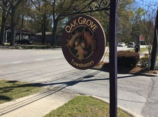 341 Oak Dr, Lexington, SC 29073