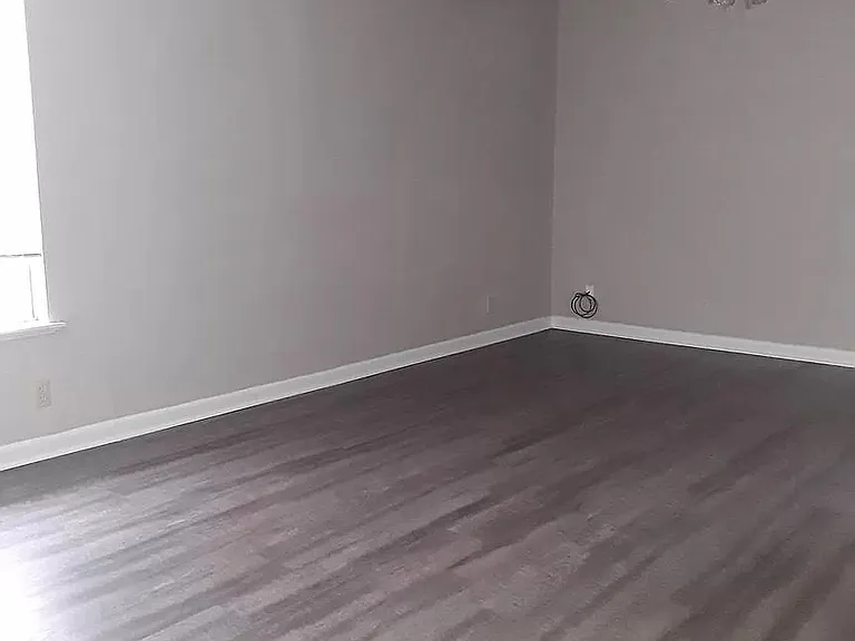 2228 N Alexander St — Photo 3