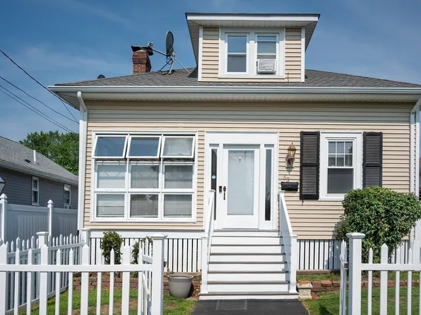 63 Campbell St, Quincy, MA 02169