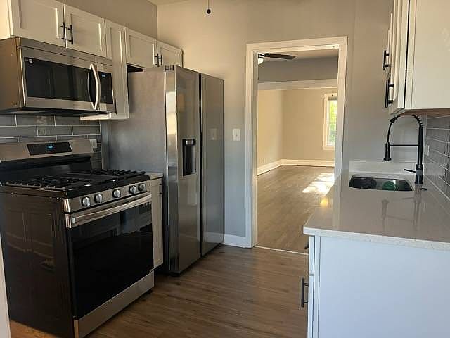 1st image of 512 N Ashland Ave