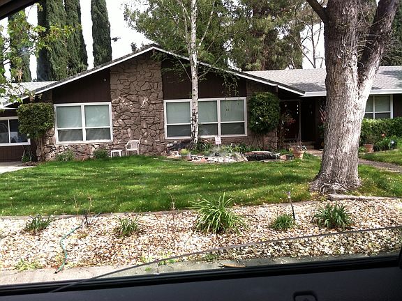 3rd image of 1870 Pacifica Dr