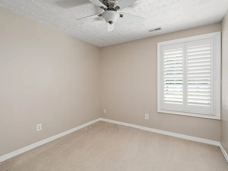 64 River View Dr — Photo 22