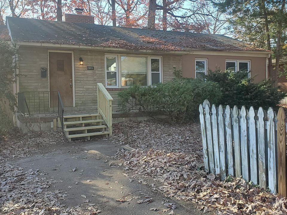 1st image of 2903 Kenwood Ave