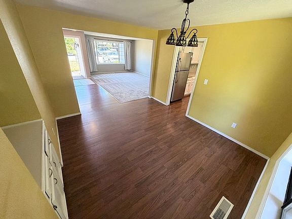 4th image of 6388 Doral Dr SE