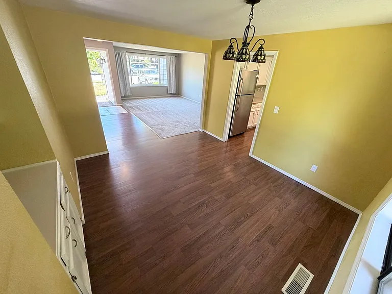 6388 Doral Dr SE — Photo 4