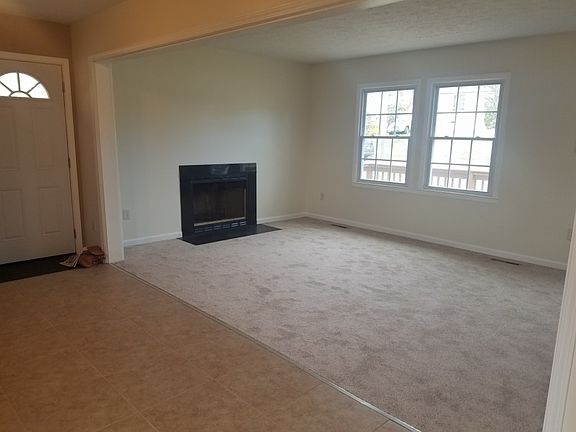 4th image of 1413 Pittsburg Ct
