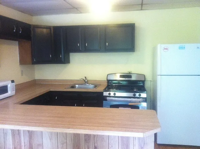 505 Wyckoff Rd — Photo 3