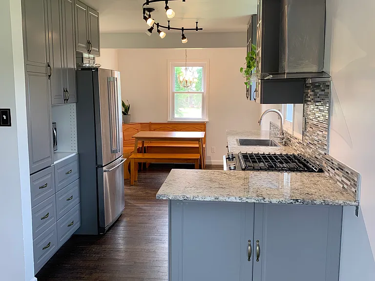 141 Homewood Ave — Photo 5