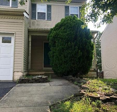 5th image of 362 Hamilton Dr