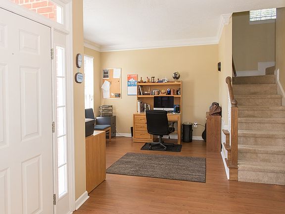 2nd image of 205 Stonington Dr