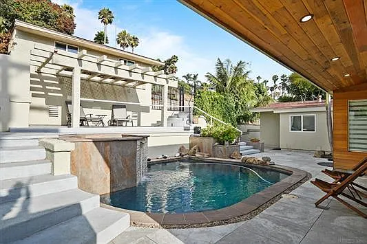 900 Highland Dr — Photo 37