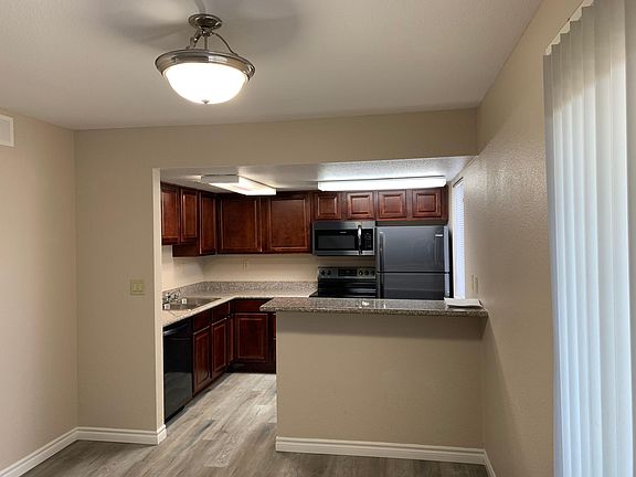 3rd image of 5080 Indian River Dr Unit 397