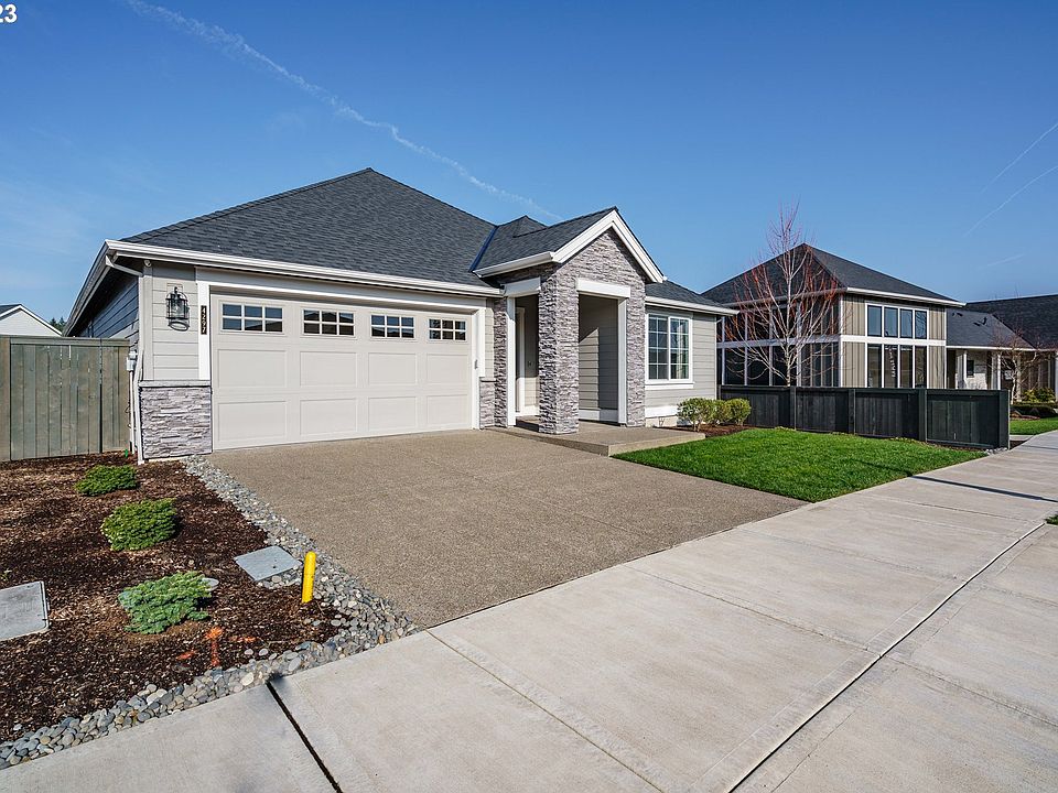 1st image of 4297 SE 62nd Ave