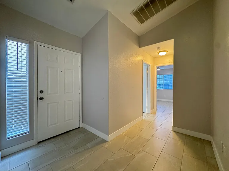 9180 Sparklewood Ct — Photo 5